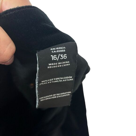 Well Worn Women's High Rise Luxe Velvet Tapered Pants Black Size 16 - Picture 9 of 10